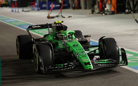 Gabriel Bortoleto no GP de Las Vegas da F1 (Foto: Cristobal Herrera Ulashkevich / POOL / AFP)