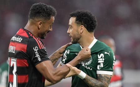 Flamengo e Palmeiras duelaram no Maracanã (Foto: Thiago Ribeiro/AGIF)
