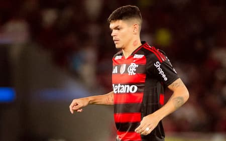Ayrton Lucas Flamengo Santos