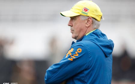 Carlo Ancelotti encerrou a preparação para Japão x Brasil (Foto: (FOTO: @rafaelribeirorio / CBF)