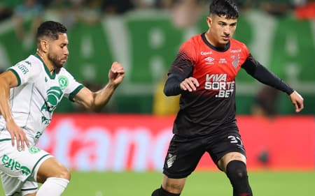 Esquivel Chapecoense x Athletico Série B