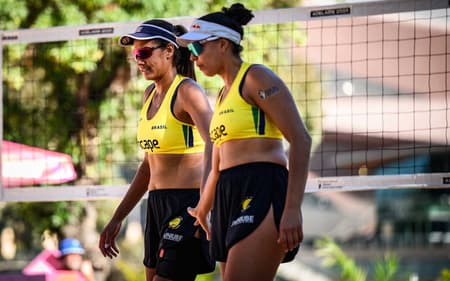 Duda e Ana Patrícia venceram as porto-riquenhas no Mundial de Vôlei de Praia 2025 (Foto: Voleyball World)