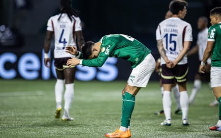 Flaco Lopez lamenta chance na Partida entre Palmeiras x LDU, pela semifinal da Copa Libertadores 2025, realizada no Allianz Parque, em Sao Paulo, nesta quinta (30).