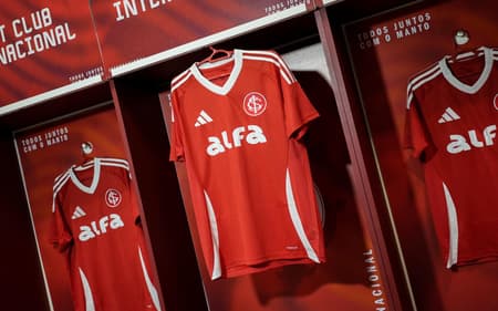 Camisa do Internacional com patrocínio da Alfa