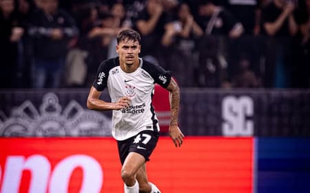 João Pedro Tchoca vive sequência no Corinthians (Foto: Divulgação/ Corinthians)