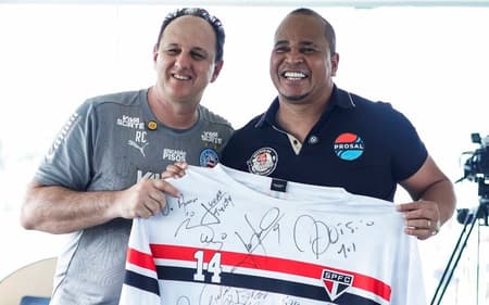 Aloísio Chulapa visita Rogério Ceni no CT do Bahia (Foto: divulgação / EC Bahia)