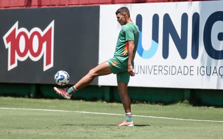 Thiago Silva em treino do Fluminense antes do jogo contra o Ceará