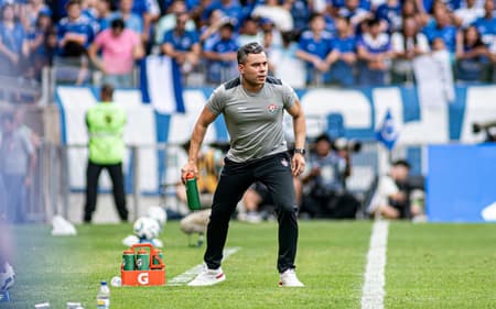 Jair Ventura em Cruzeiro x Vitória (Foto: Victor Ferreira / EC Vitória)