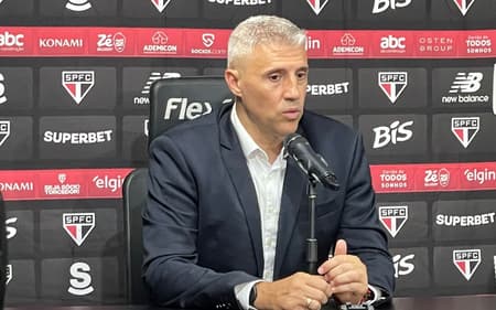 Hernán Crespo em coletiva do São Paulo