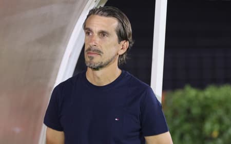 Técnico Paulo Gomes, último a vencer o Mirassol no Maião (Foto: João Victor Menezes de Souza / Agência Botafogo)