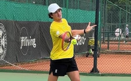 João Fonseca inicia a pré-temporada na Yes Tennis, no Rio (Foto: Gustavo Loio)