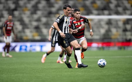 Atlético-MG e Flamengo se enfrentam na Arena MRV pelo Brasileirão