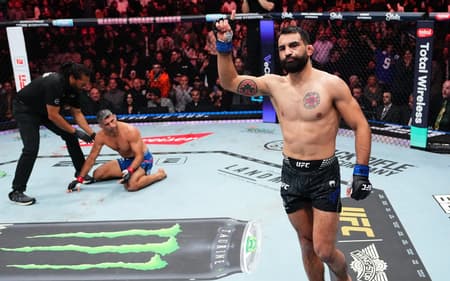 Benoit Saint-Denis nocauteia Beneil Dariush no UFC 322 (Foto: Reprodução/UFC)