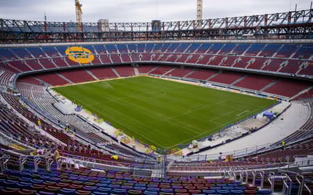 Estágio atual da reforma do Camp Nou Spotify (Foto: Reprodução/Barcelona)