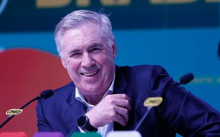 Carlo Ancelotti, técnico da Seleção Brasileira, convocou dois jogadores do Flamengo (Foto: Rafael Ribeiro/CBF)