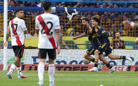 Boca Juniors vence o River Plate e garante vaga na Libertadores. (Foto: ALEJANDRO PAGNI / AFP)