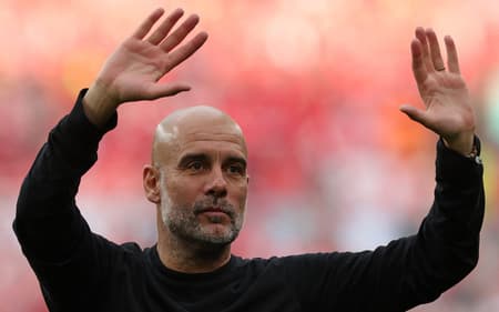 Pep Guardiola, técnico do Manchester City (Foto: Adrian Dennis / AFP)