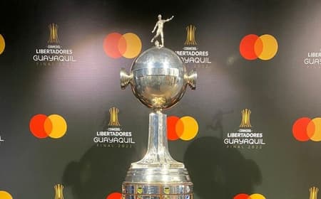 Taça da Libertadores no Museu da Glória