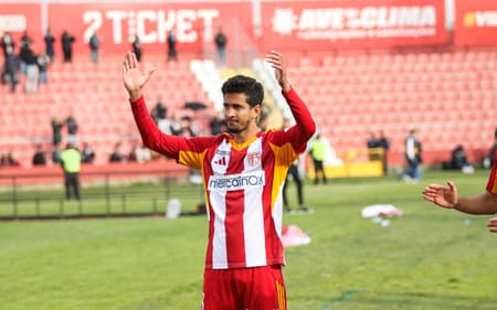 Paulo Vitor é zagueiro do AFS (Foto: Divulgação/AFS)