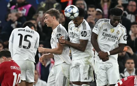 FBL-EUR-C1-LIVERPOOL-REAL MADRID