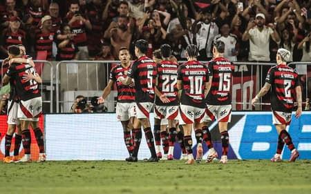 Flamengo ganhou o nono título de Campeonato Brasileiro (Foto: Thiego Mattos/Pera Photo Press/Gazeta Press)