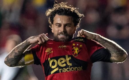 Lucas Lima foi um dos líderes do Sport no ano (Foto: Rafael Vieira/Agif/Gazeta Press)