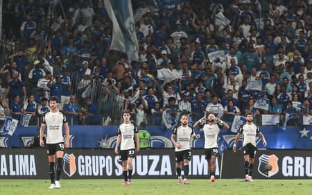 Corinthians venceu o Cruzeiro fora de casa (Foto: Rodney Costa/Zimel Press/Gazeta Press)