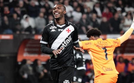 Rayan em ação em Corinthians x Vasco (Foto: Peter Leone/O Fotografico/Gazeta Press)