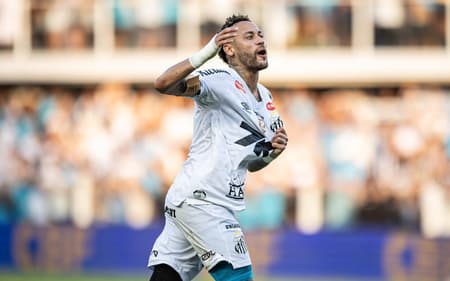 Neymar renova contrato com o Santos até o final do ano que vem. (Foto: JHONY INACIO/AGENCIA ENQUADRAR)