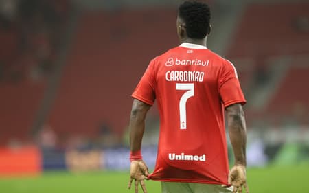 Carbonero comemora gol do Internacional