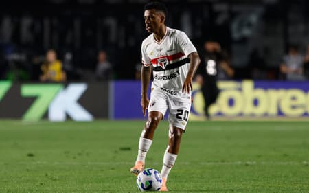 Marcos Antônio, do São Paulo, já entrou no radar da Seleção Brasileira (Foto: Rubens Chiri/São Paulo)