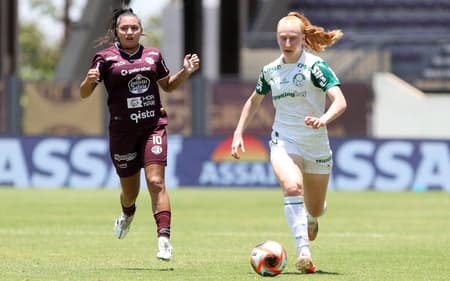 Palmeiras e Ferroviária durante jogo de ida da semifinal do Paulistão Feminino. (Foto: Célio Messias/Ag.Paulistão)