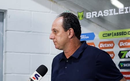 Rogério Ceni antes de Bahia x Sport (Foto: Rafael Rodrigues / EC Bahia)