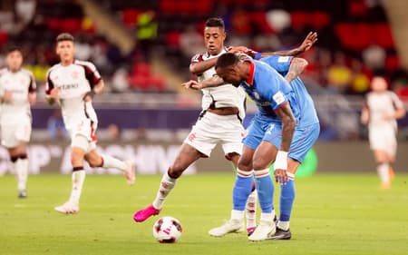 Bruno Henrique durante Cruz Azul x Flamengo (Foto: Divulgação/Flamengo)