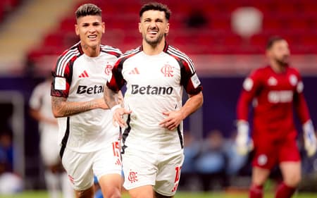 Elenco do Flamengo é 7 vezes mais caro que o do Pyramids F.C