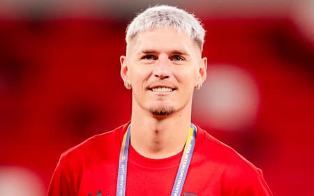 Varela antes da partida contra o Pyramids (Foto: Adriano Fontes / Flamengo)