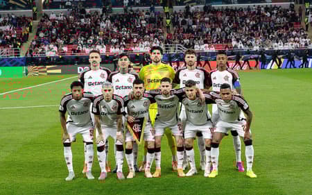 Jogadores do Flamengo antes da partida contra o PSG (Foto: Divulgação/Flamengo)