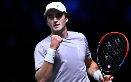 João Fonseca deve subir mais posições no ranking na próxima semana