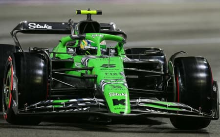 Gabriel Bortoleto no GP de Las Vegas de F1 (Foto: Frederic J. Brown / AFP)