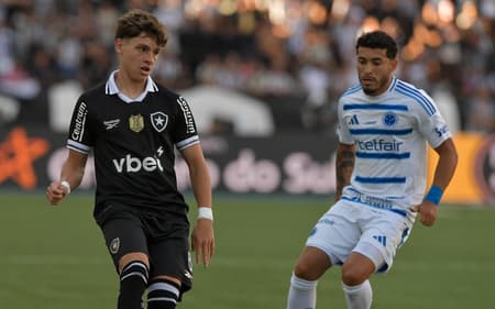 Botafogo x Cruzeiro pelo 1º turno do Brasileirão 2025