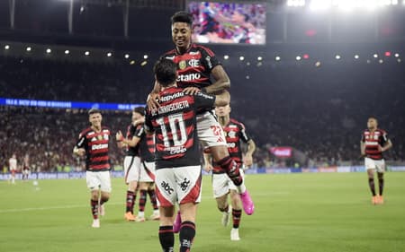 Arrascaeta Bruno Henrique Flamengo