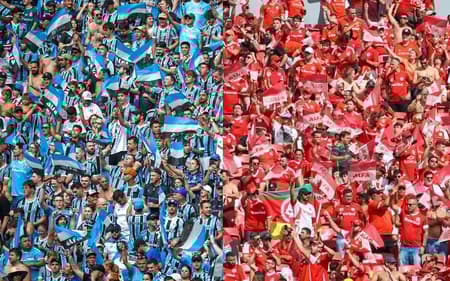 Arte torcidas do Grêmio e do Internacional