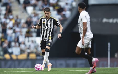Ivan Roman em atlético x ceará (Foto: Pedro Souza / Atlético)
