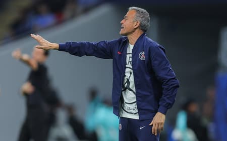 Luis Enrique comanda PSG contra o Flamengo, no Mundial