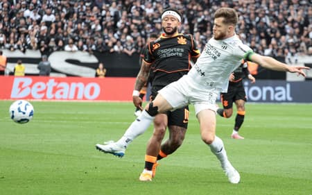 Memphis Depay Willian Machado Corinthians Ceará