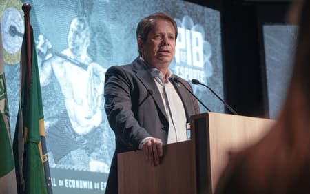 Marco La Porta, presidente do COB, durante apresentação do Relatório do PIB do Esporte Brasileiro (Divulgação/COB)