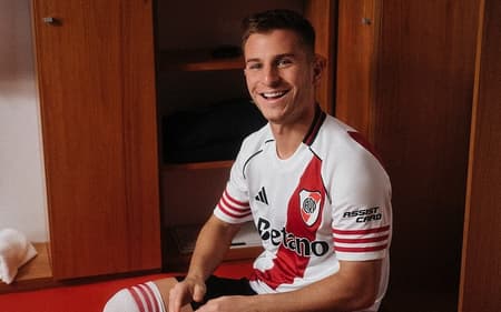 Giuliano Galoppo está emprestado ao River (Foto: Divulgação)