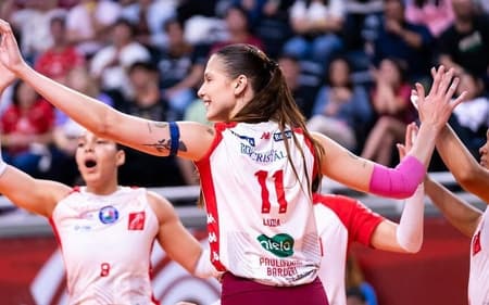 Luzia Barueri. (Foto: Reprodução / @baruerivolleyballclub)
