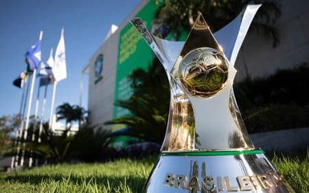 Troféu do Brasileirão (Foto: Lucas Figueiredo/CBF)