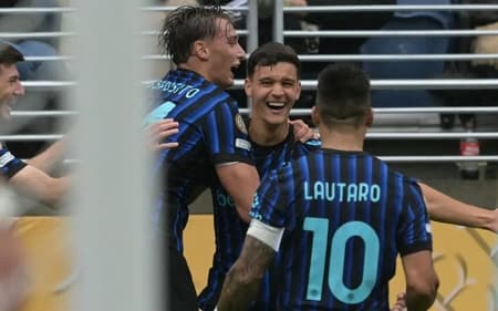 A comemoração do gol da Inter de Milão (Foto: Juan Mabromata/AFP)